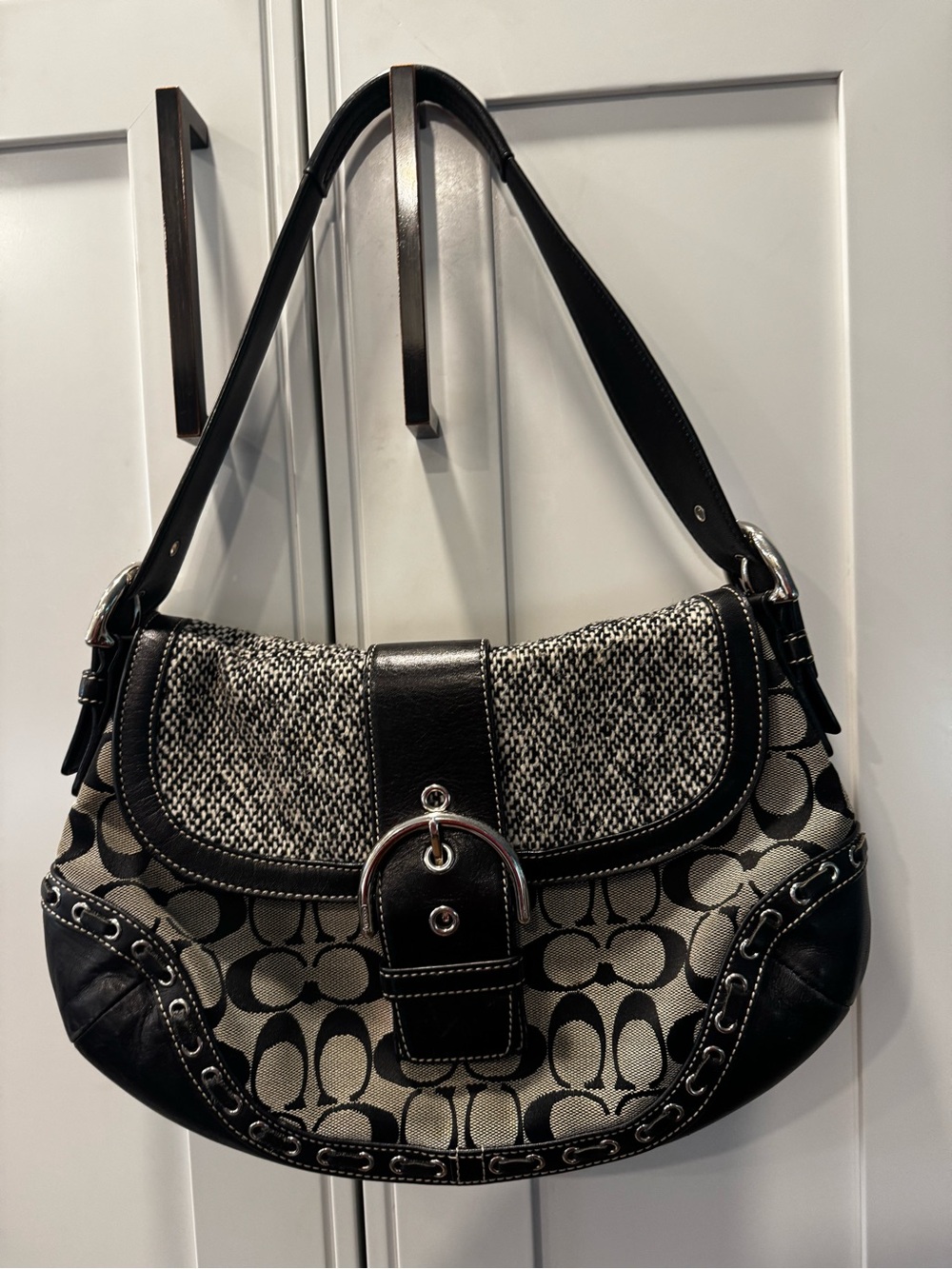 Coach F10425 Soho Tweed Signature Flap Shoulder Bag Black Leather Y2K Rare